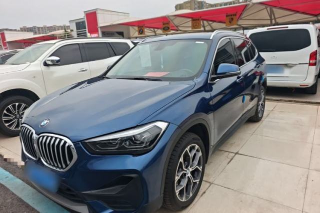 Ojetý BMW X1 2021 Restyled sDrive25Li Leading Edition