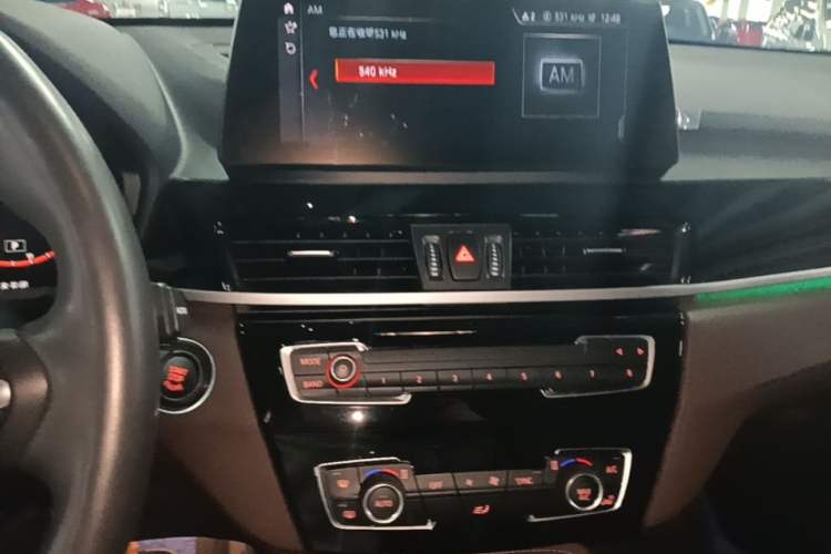 Used BMW X1 2021 Restyled sDrive20Li Premium Edition Audio And AC Panel