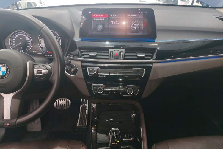Used BMW X1 2021 sDrive25Li Leading Model Audio And AC Panel