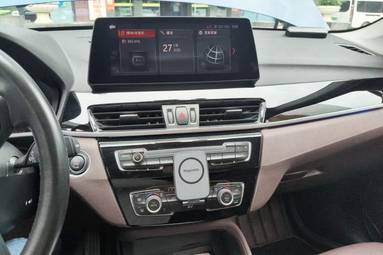 Used BMW X1 2021 sDrive25Li Leading Model Audio And AC Panel