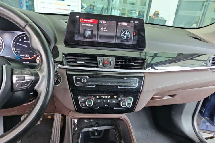 Used BMW X1 2021 sDrive20Li Premium Edition Audio And AC Panel
