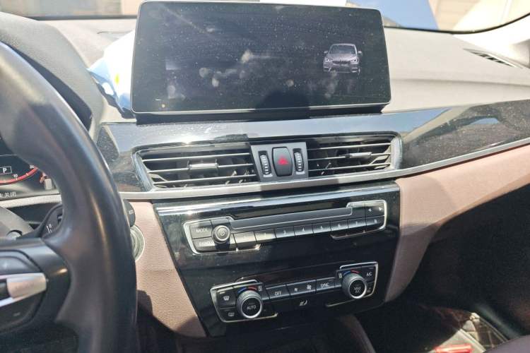 Used BMW X1 2021 Restyled sDrive25Li Leading Edition Audio And AC Panel