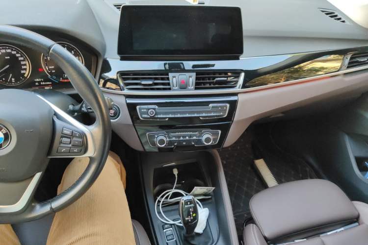 Used BMW X1 2021 sDrive20Li Fashion Model Audio And AC Panel