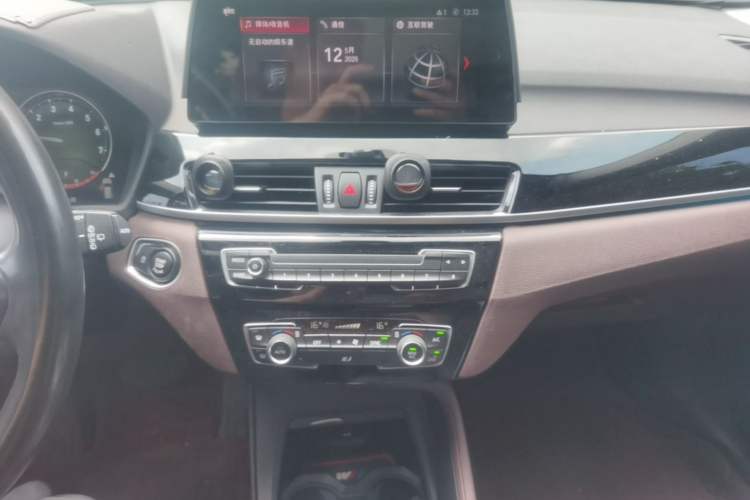 Used BMW X1 2021 Restyled sDrive25Li Leading Edition Audio And AC Panel