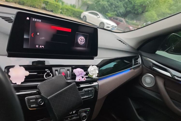 Used BMW X1 2021 Restyled sDrive25Li Leading Edition Audio And AC Panel