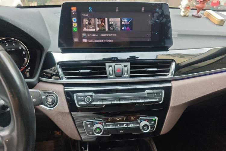 Used BMW X1 2021 Restyled sDrive20Li Premium Edition Audio And AC Panel