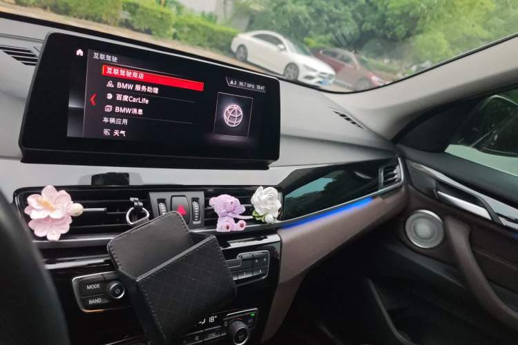 Used BMW X1 2021 Restyled sDrive25Li Leading Edition Audio And AC Panel