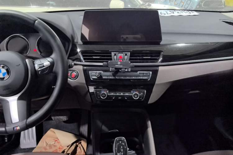Used BMW X1 2021 sDrive25Li Leading Model Audio And AC Panel