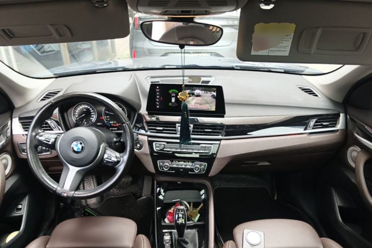 Used BMW X1 2021 sDrive20Li Premium Edition Center Console