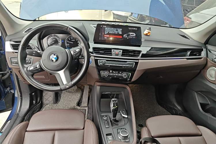 Used BMW X1 2021 Restyled sDrive25Li Leading Edition Center Console