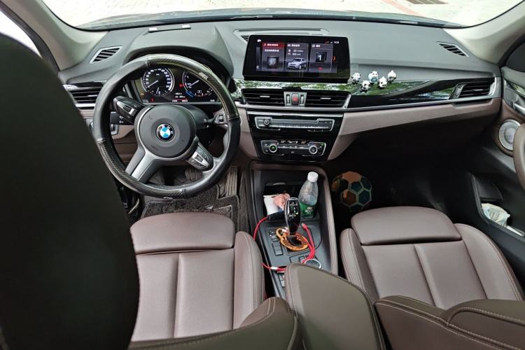 Used BMW X1 2021 sDrive25Li Leading Model Center Console
