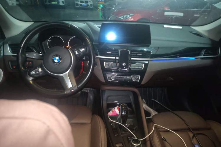 Used BMW X1 2021 Restyled sDrive25Li Leading Edition Center Console