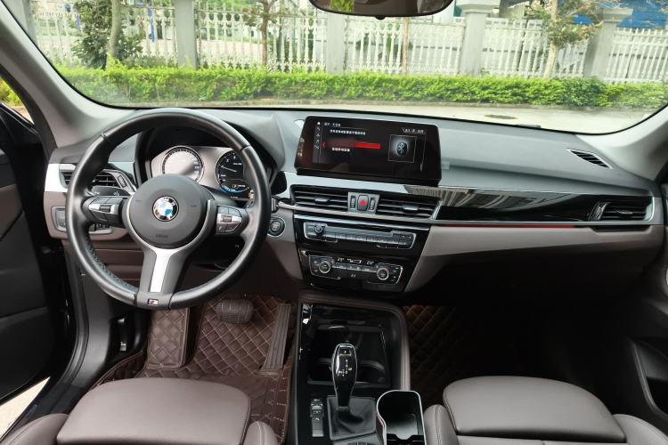 Used BMW X1 2021 sDrive20Li Premium Edition Center Console