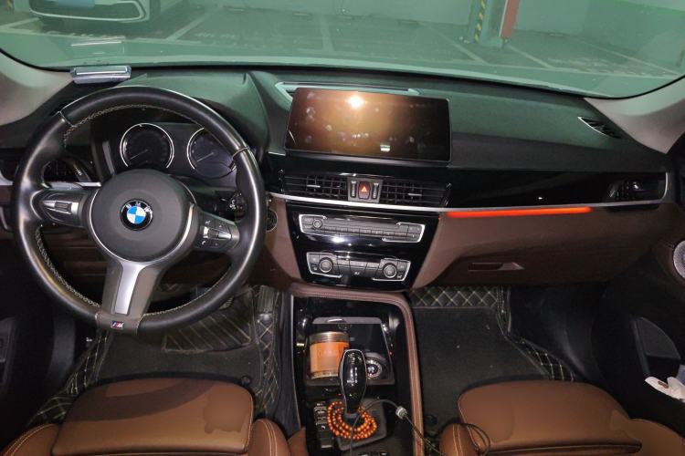 Used BMW X1 2021 sDrive20Li Premium Edition Center Console