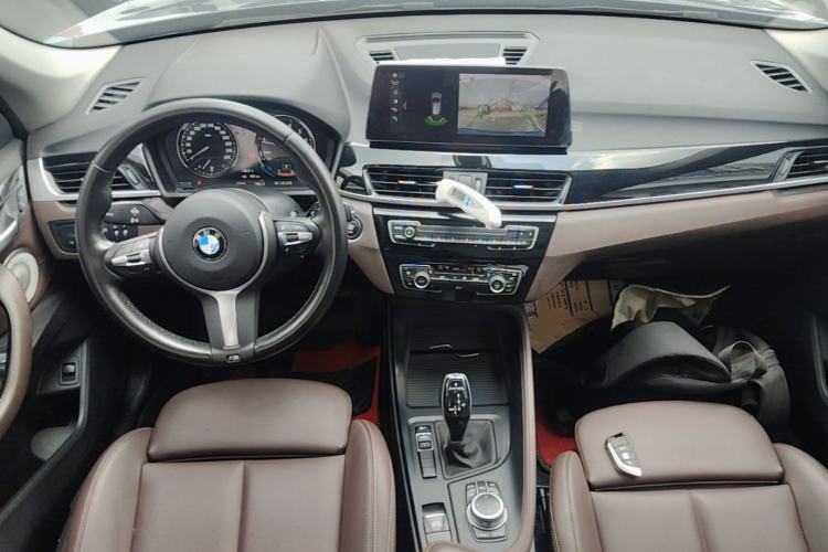 Used BMW X1 2021 sDrive25Li Leading Model Center Console