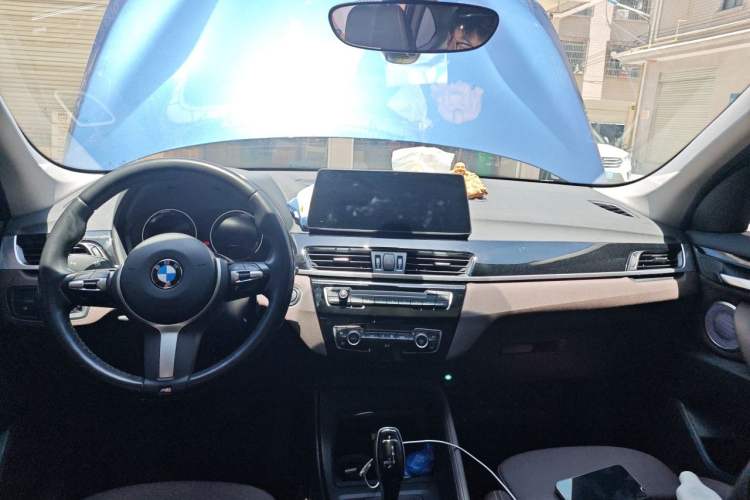 Used BMW X1 2021 Restyled sDrive25Li Leading Edition Center Console