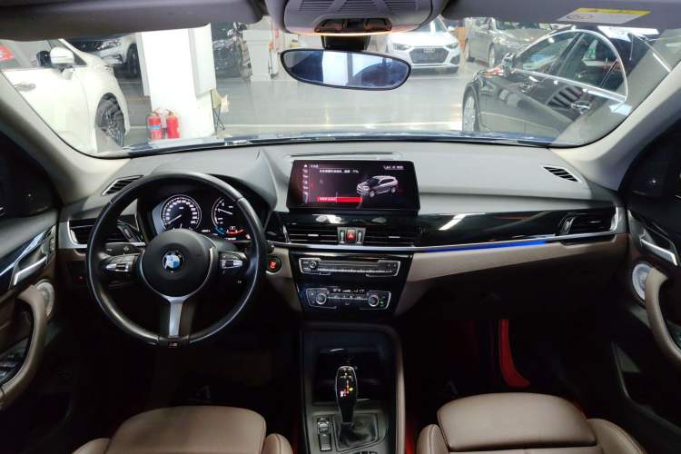 Used BMW X1 2021 sDrive25Li Leading Model Center Console