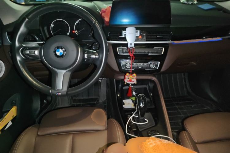 Used BMW X1 2021 sDrive20Li Premium Edition Center Console