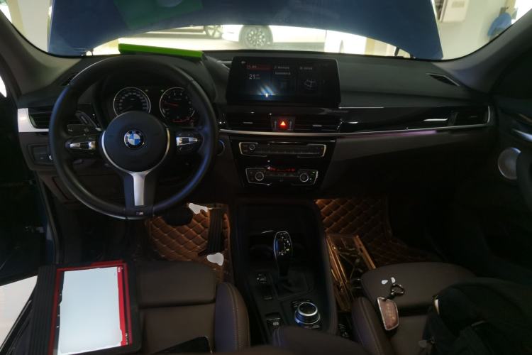 Used BMW X1 2021 sDrive25Li Leading Model Center Console