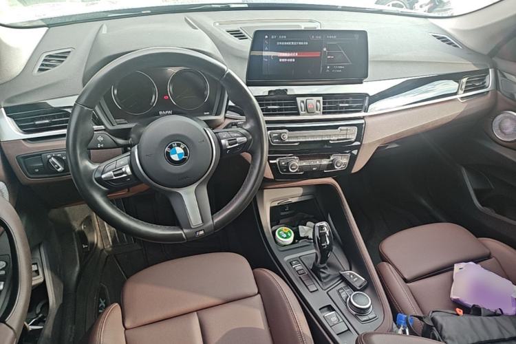 Used BMW X1 2021 Restyled sDrive25Li Leading Edition Center Console