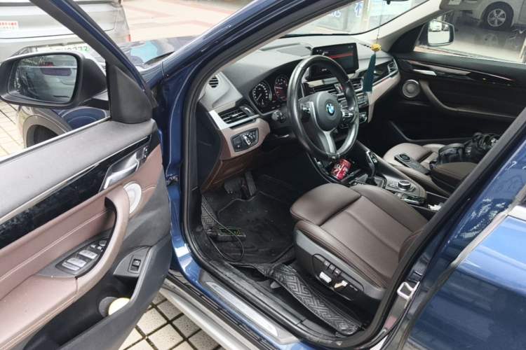 Used BMW X1 2021 sDrive20Li Premium Edition Driver Seat