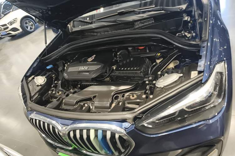 Used BMW X1 2021 sDrive20Li Fashion Model Engine Bay