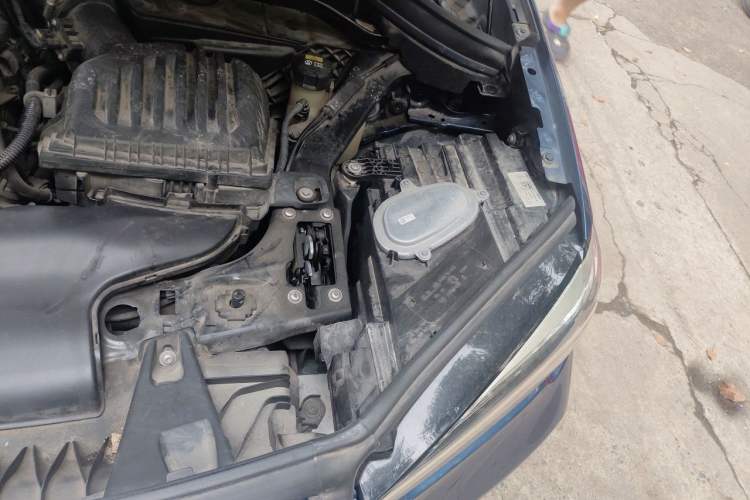 Used BMW X1 2021 Revised xDrive25Li Premium Edition Engine Bay Left