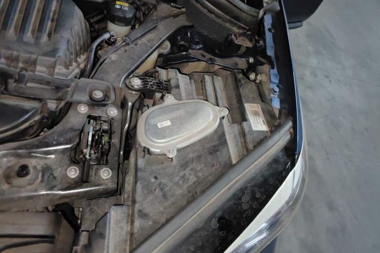 Used BMW X1 2021 Restyled sDrive25Li Leading Edition Engine Bay Left