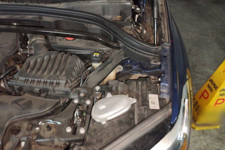 Used BMW X1 2021 Restyled sDrive20Li Premium Edition Engine Bay Left