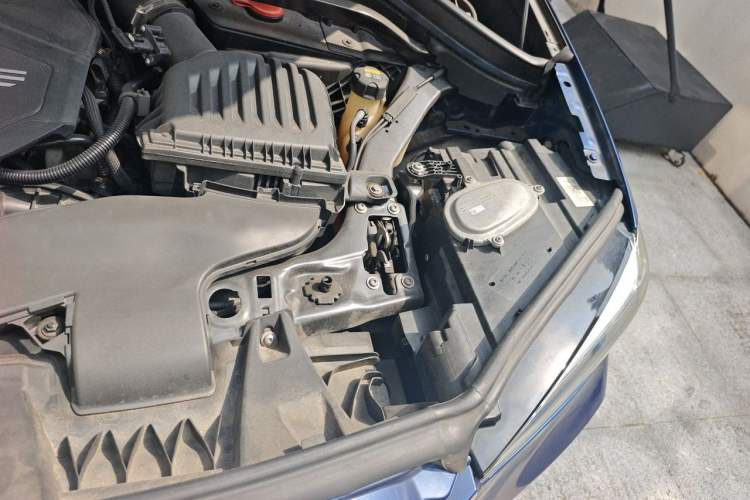 Used BMW X1 2021 xDrive25Li Luxury Model Engine Bay Left