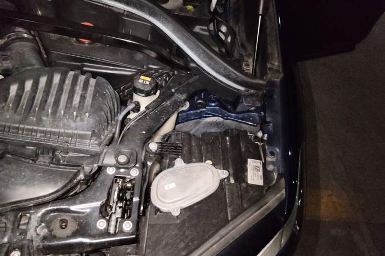 Used BMW X1 2021 sDrive20Li Fashion Model Engine Bay Left