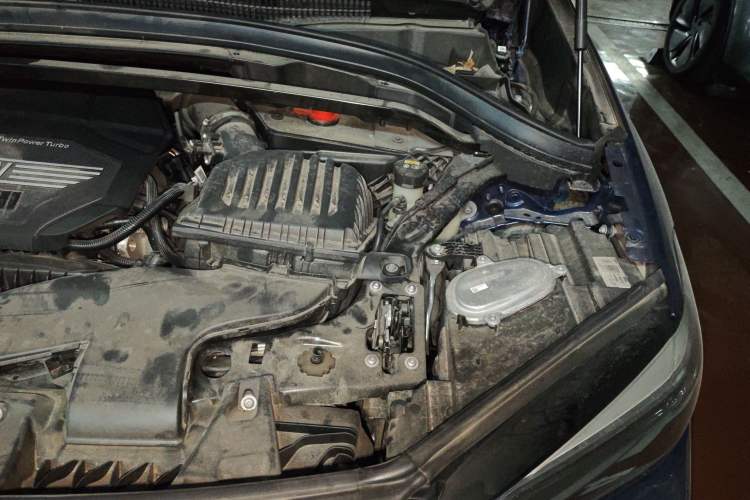 Used BMW X1 2021 sDrive20Li Premium Edition Engine Bay Left