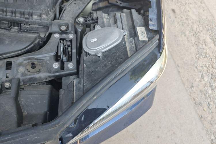 Used BMW X1 2021 Restyled sDrive25Li Leading Edition Engine Bay Left