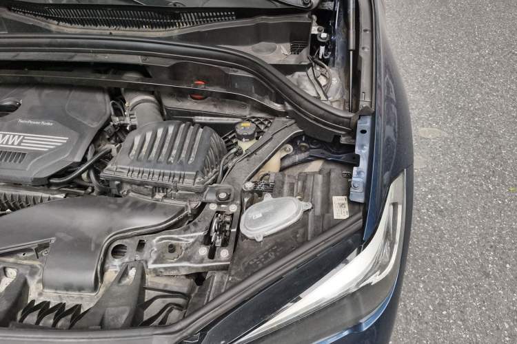 Used BMW X1 2021 Restyled sDrive20Li Fashion Version Engine Bay Left