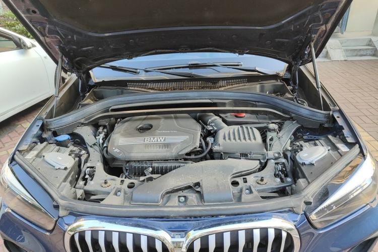 Used BMW X1 2021 sDrive20Li Fashion Model Engine Bay