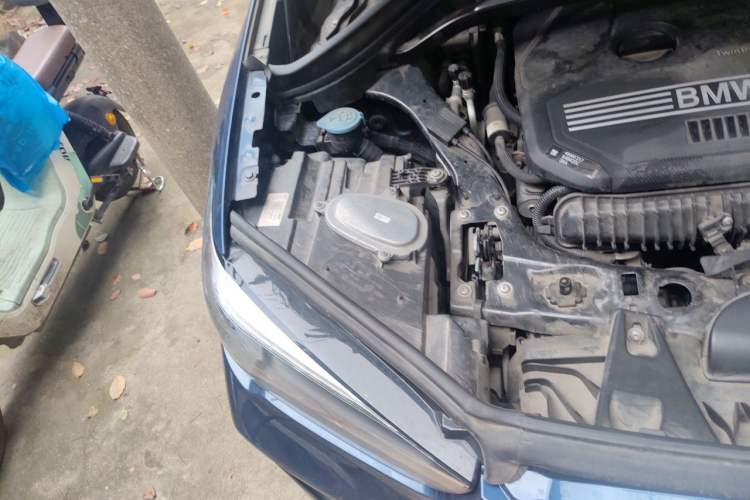 Used BMW X1 2021 Revised xDrive25Li Premium Edition Engine Bay Right