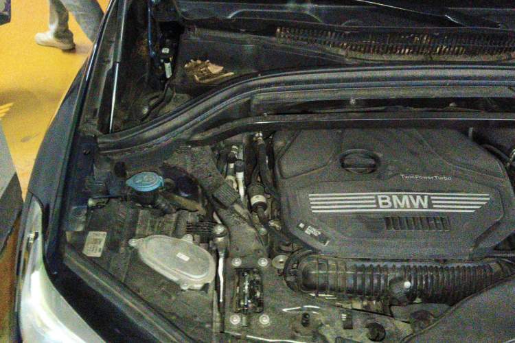 Used BMW X1 2021 sDrive25Li Leading Model Engine Bay Right