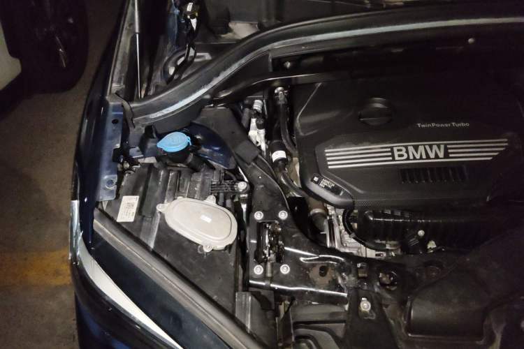 Used BMW X1 2021 sDrive20Li Fashion Model Engine Bay Right
