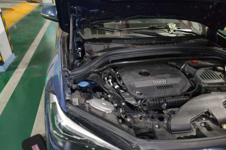 Used BMW X1 2021 Restyled sDrive20Li Fashion Version Engine Bay Right