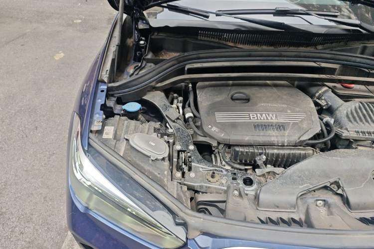 Used BMW X1 2021 Restyled sDrive20Li Premium Edition Engine Bay Right