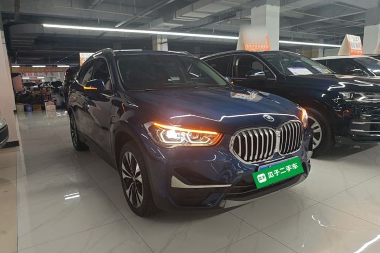 Used BMW X1 2021 Restyled sDrive20Li Fashion Version Front Right 45 Deg