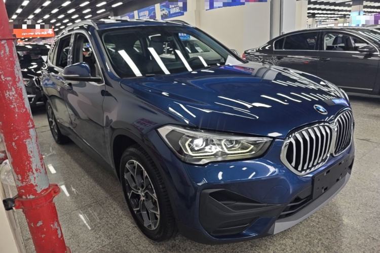 Used BMW X1 2021 Restyled sDrive25Li Leading Edition Front Right 45 Deg