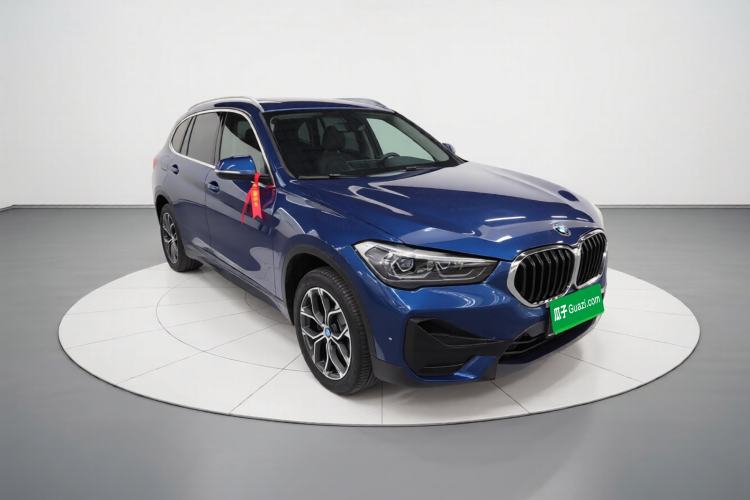 Used BMW X1 2021 Restyled sDrive25Li Leading Edition Front Right 45 Deg