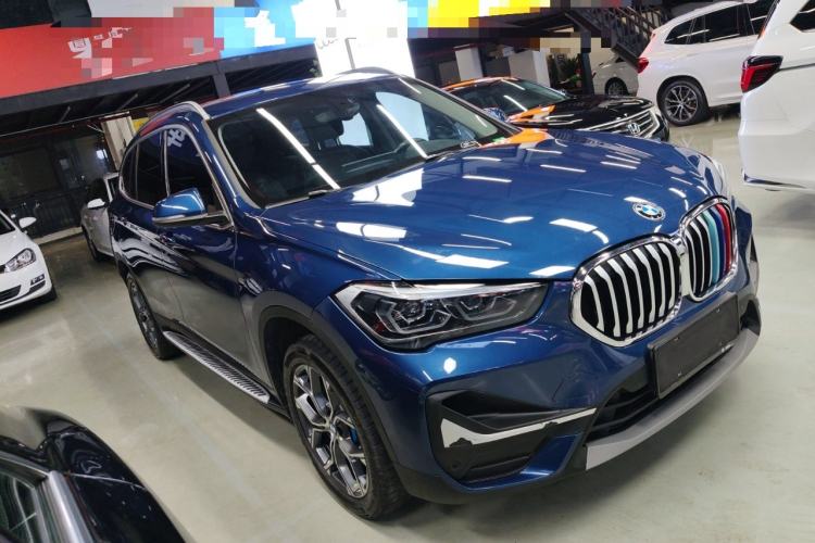 Used BMW X1 2021 sDrive25Li Leading Model Front Right 45 Deg
