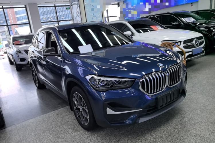 Used BMW X1 2021 Restyled sDrive25Li Leading Edition Front Right 45 Deg