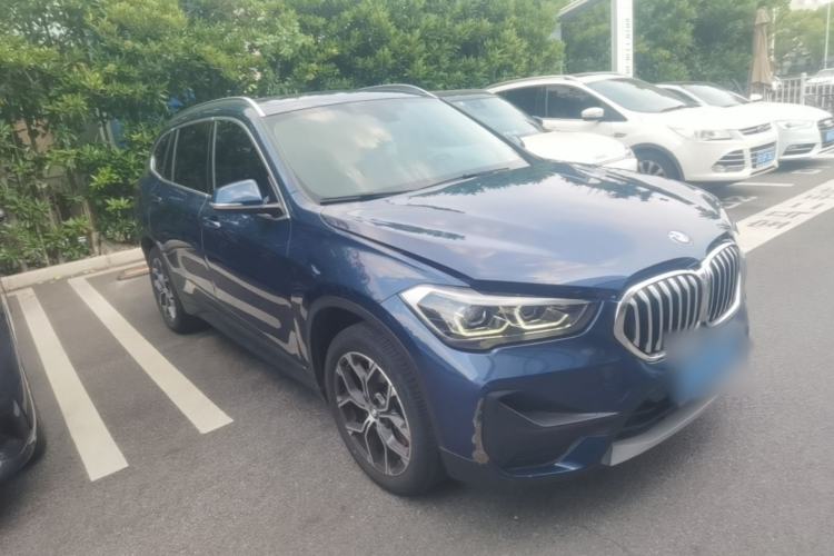 Used BMW X1 2021 Restyled sDrive25Li Leading Edition Front Right 45 Deg