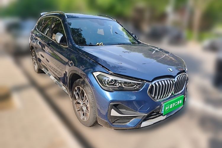 Used BMW X1 2021 Restyled sDrive20Li Premium Edition Front Right 45 Deg