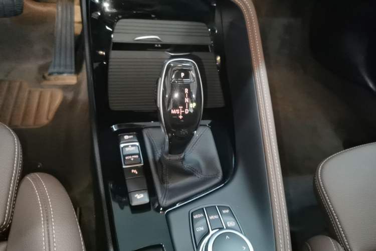 Used BMW X1 2021 xDrive25Li Luxury Model Gear Lever