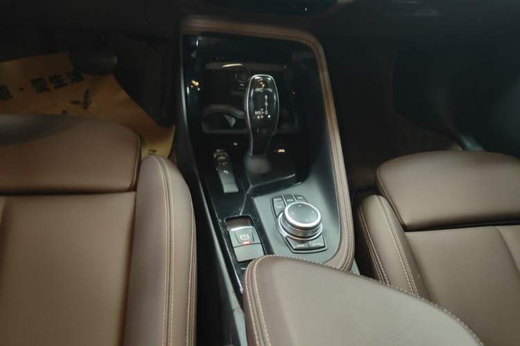 Used BMW X1 2021 Restyled sDrive20Li Premium Edition Gear Lever