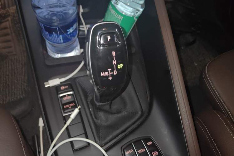 Used BMW X1 2021 sDrive25Li Leading Model Gear Lever